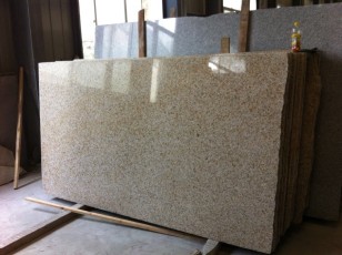 G682 Desert Gold Granite Slabs