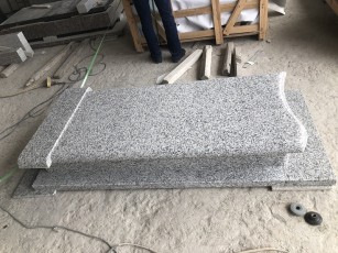 New G623 Jilin White Granite Poland Single Double Tombstone