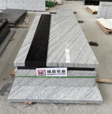 China Viscount White Granite Tombstone Monument with Black Headstone for Cemetery Memorials